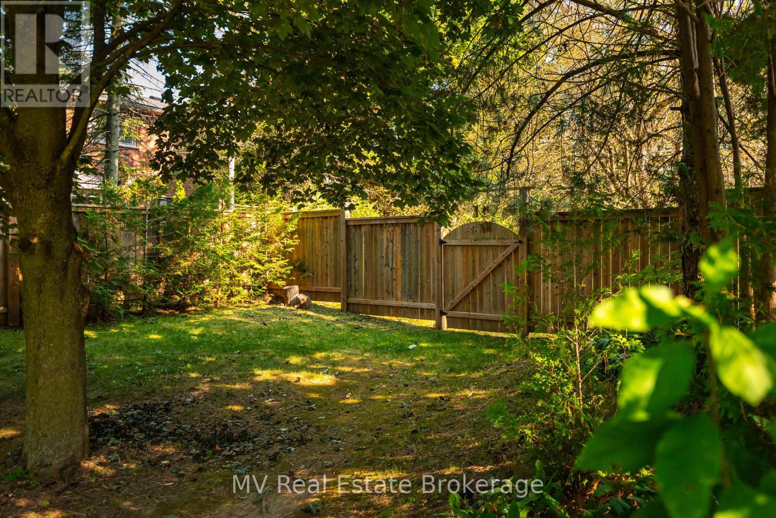 4 Sargent Boulevard, Centre Wellington (Belwood), Ontario  N0B 1J0 - Photo 39 - X12402829