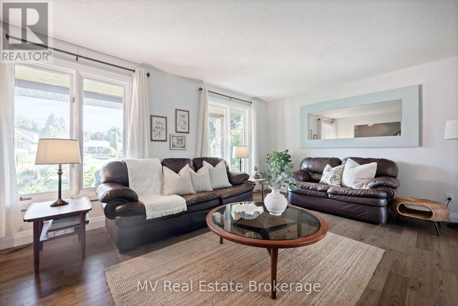 4 Sargent Boulevard, Centre Wellington (Belwood), Ontario  N0B 1J0 - Photo 8 - X12402829