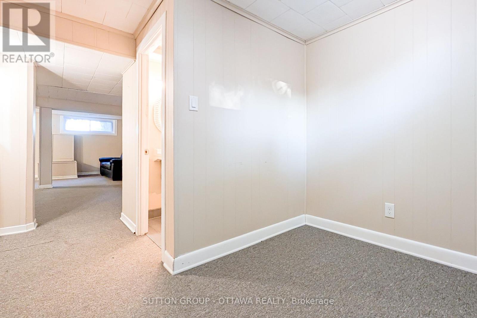866 Claude Street, Ottawa, Ontario  K1K 2S6 - Photo 27 - X12402834