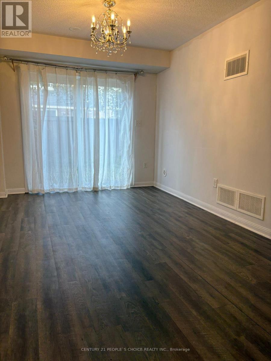 13 Betterton Crescent, Brampton, Ontario  L7A 0S5 - Photo 17 - W12400419