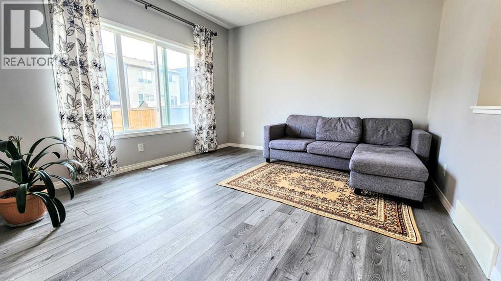 121 Walgrove Gardens Se, Calgary, Alberta  T2X 4C6 - Photo 8 - A2239271