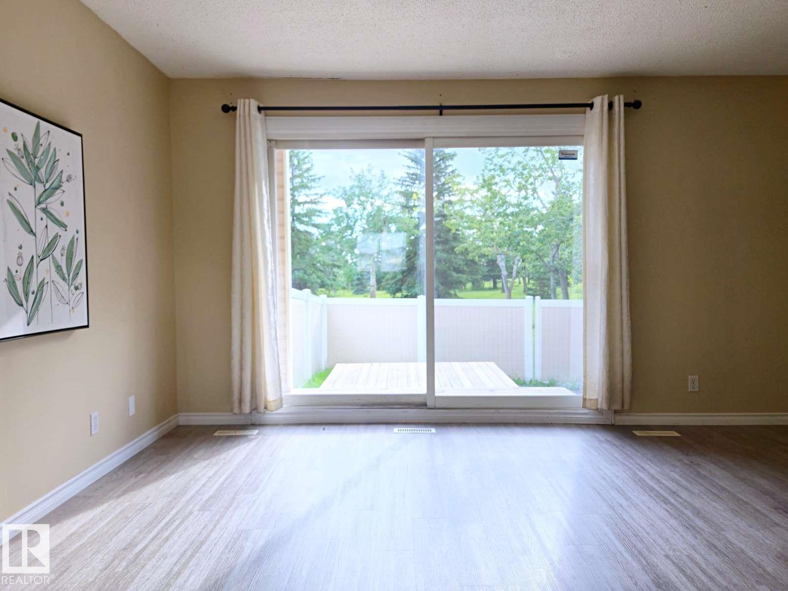 14458 56 St Nw, Edmonton, Alberta  T5A 3R1 - Photo 4 - E4457763