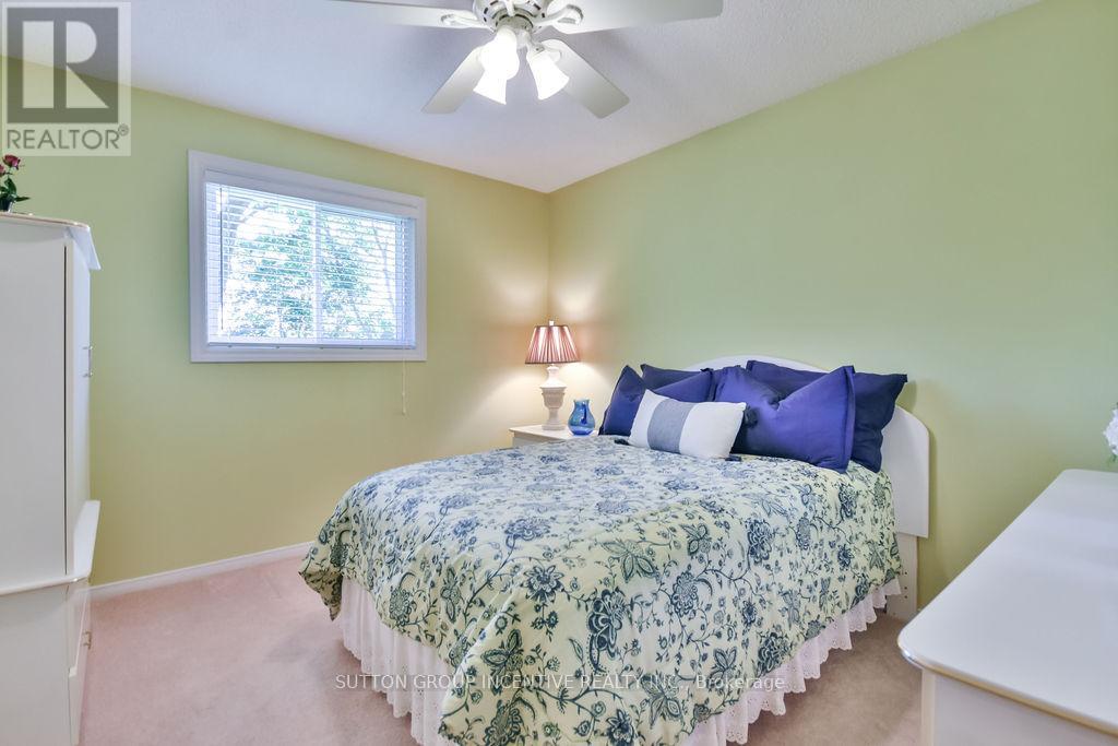 17 Kenny Crescent, Barrie, Ontario  L4N 6C7 - Photo 31 - S12353565