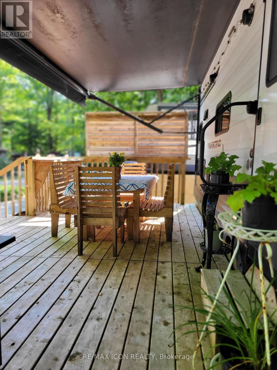 276 - 76735 Wildwood Line, Bluewater, Ontario  N0M 1G0 - Photo 4 - X12336083