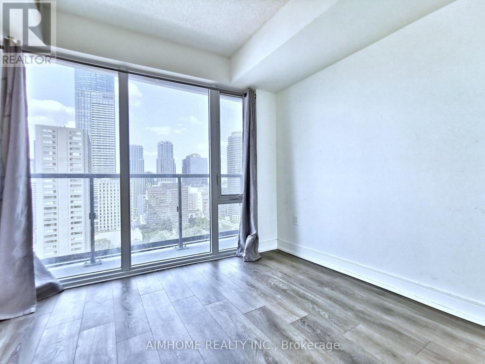 2111 - 89 Mcgill Street, Toronto, Ontario  M5B 0B1 - Photo 2 - C12402841
