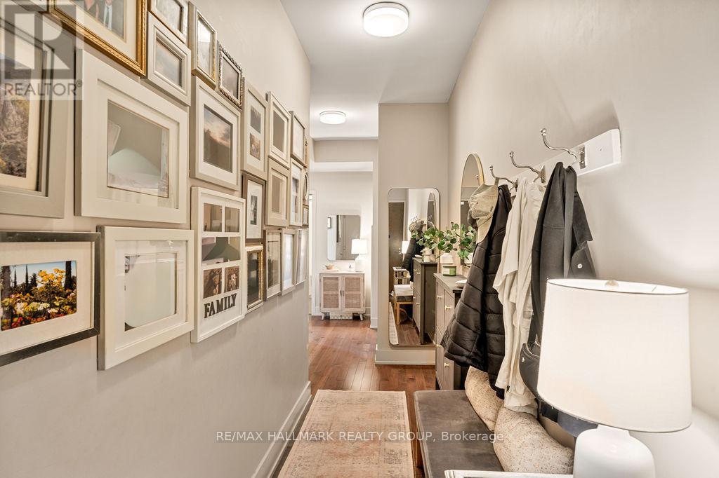 712 - 88 Richmond Road, Ottawa, Ontario  K1Z 0B1 - Photo 3 - X12402854