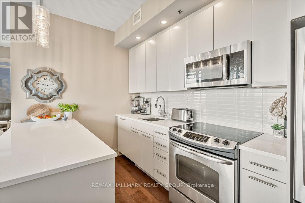 712 - 88 Richmond Road, Ottawa, Ontario  K1Z 0B1 - Photo 5 - X12402854