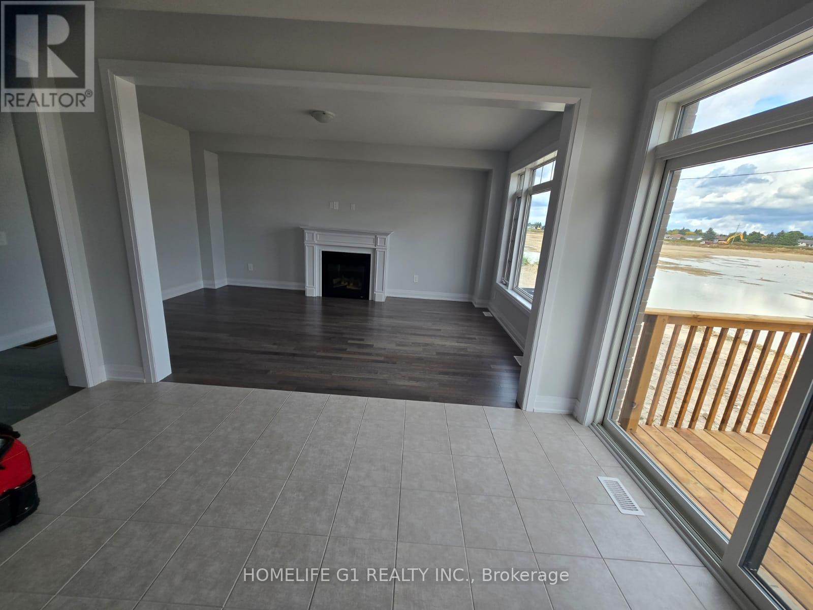 165 St Joseph Drive, Kawartha Lakes (Lindsay), Ontario  K9V 0R8 - Photo 5 - X12402847