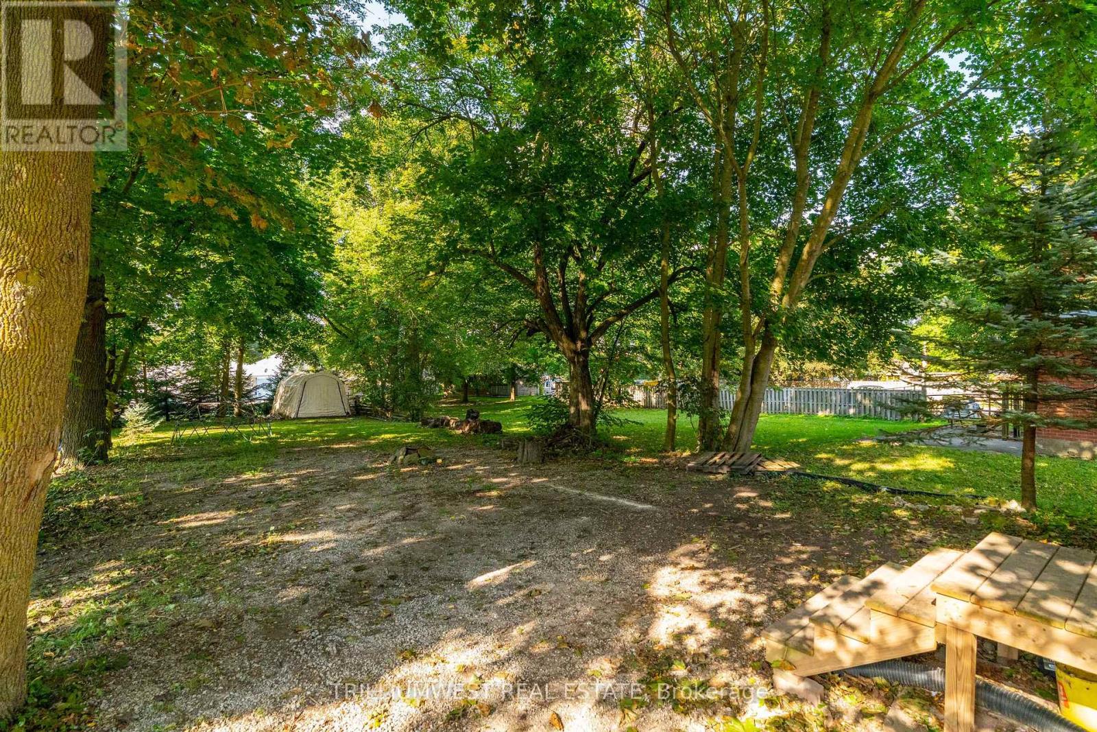 349 Main Street S, Wellington North (Mount Forest), Ontario  N0G 2L0 - Photo 23 - X12402855