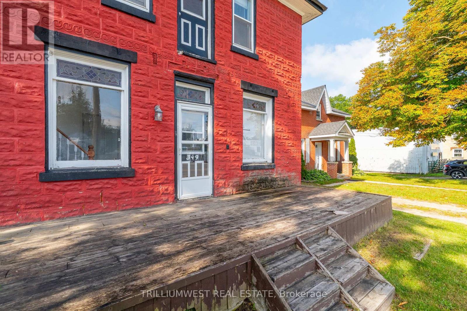 349 Main Street S, Wellington North (Mount Forest), Ontario  N0G 2L0 - Photo 5 - X12402855