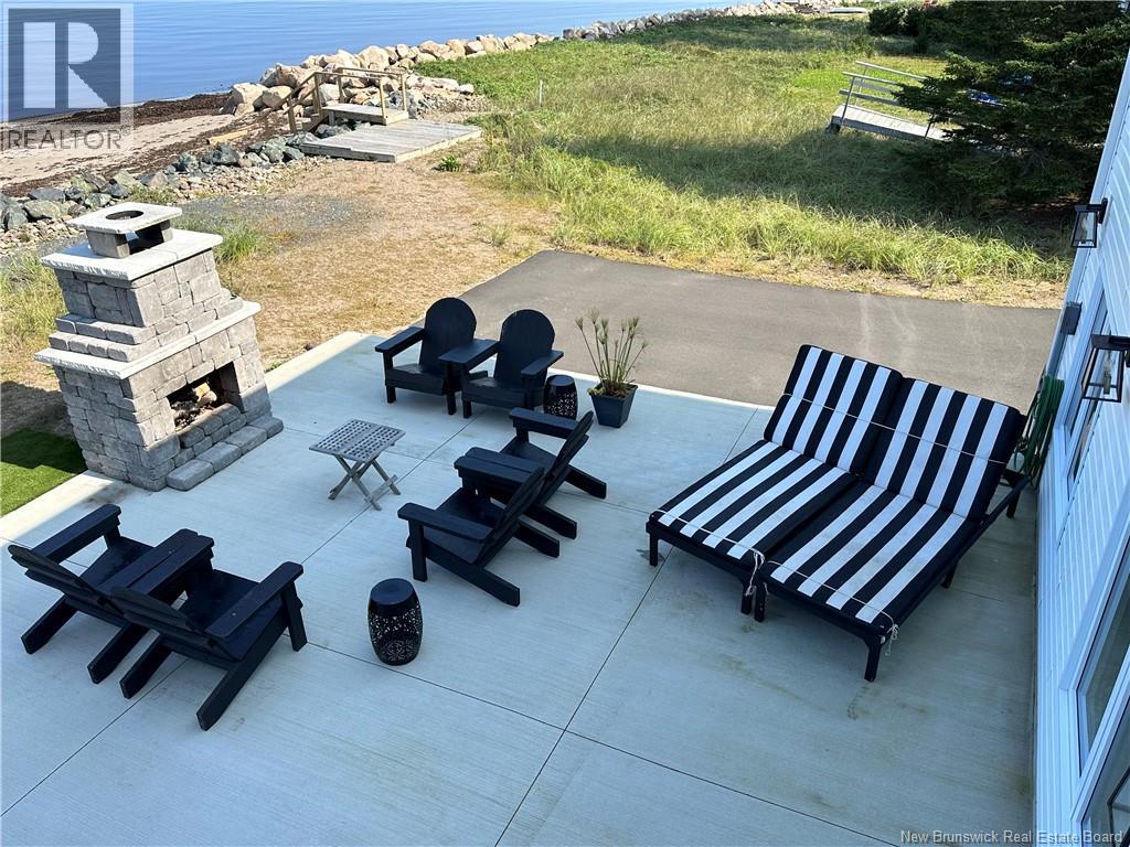 251 Bayshore, Bathurst, New Brunswick  E2A 6A5 - Photo 9 - NB120388