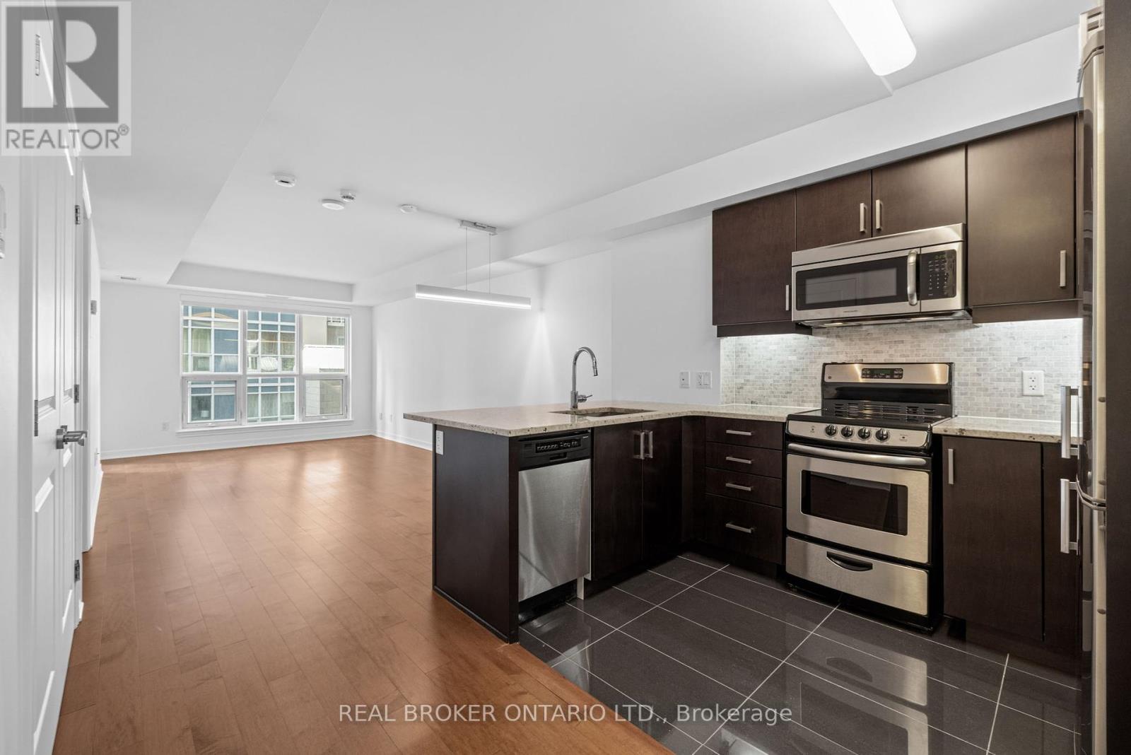 407 - 195 Besserer Street, Ottawa, Ontario  K1N 0B6 - Photo 3 - X12402860