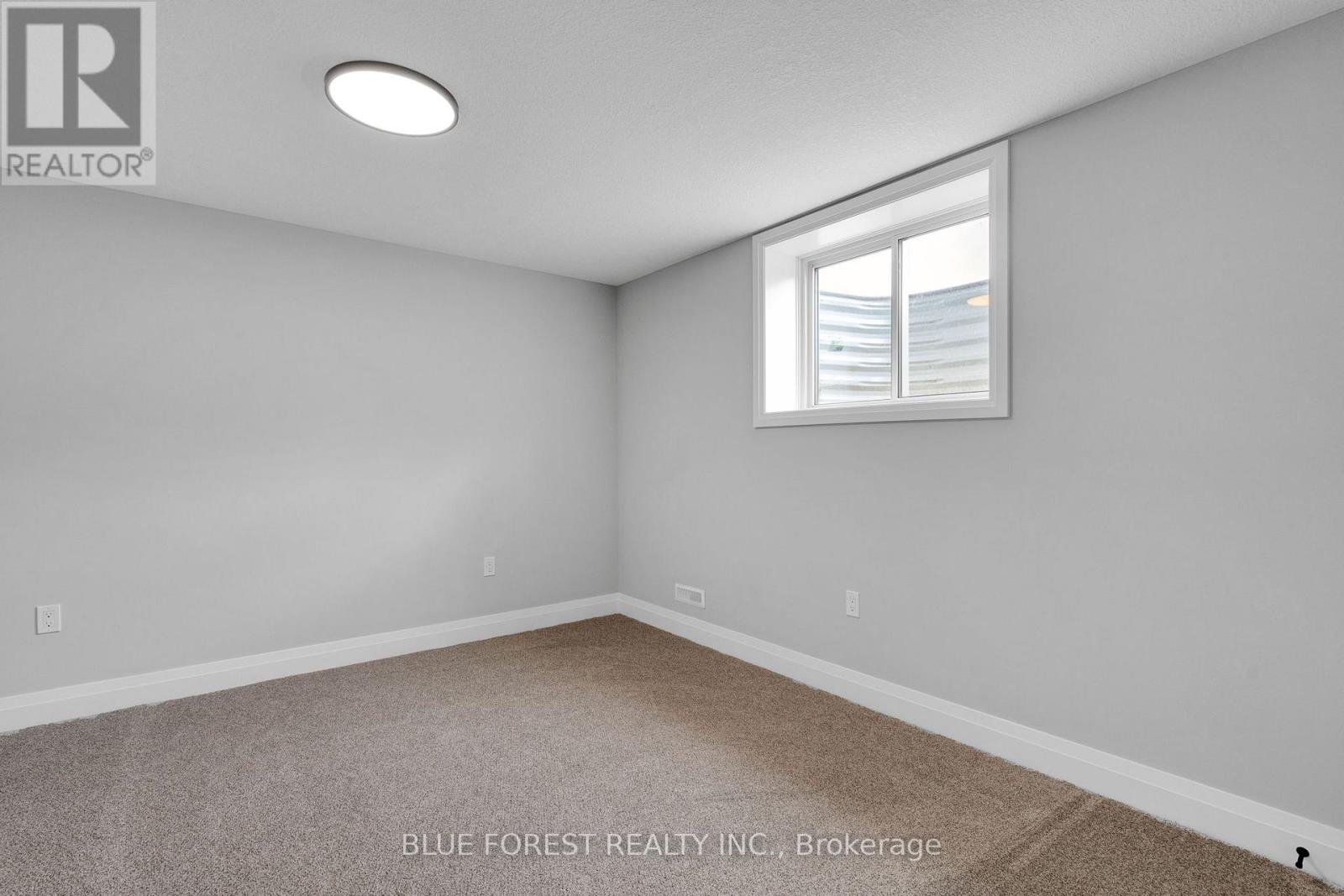 147 Shirley Street, Thames Centre, Ontario  N0M 2P0 - Photo 24 - X12348199