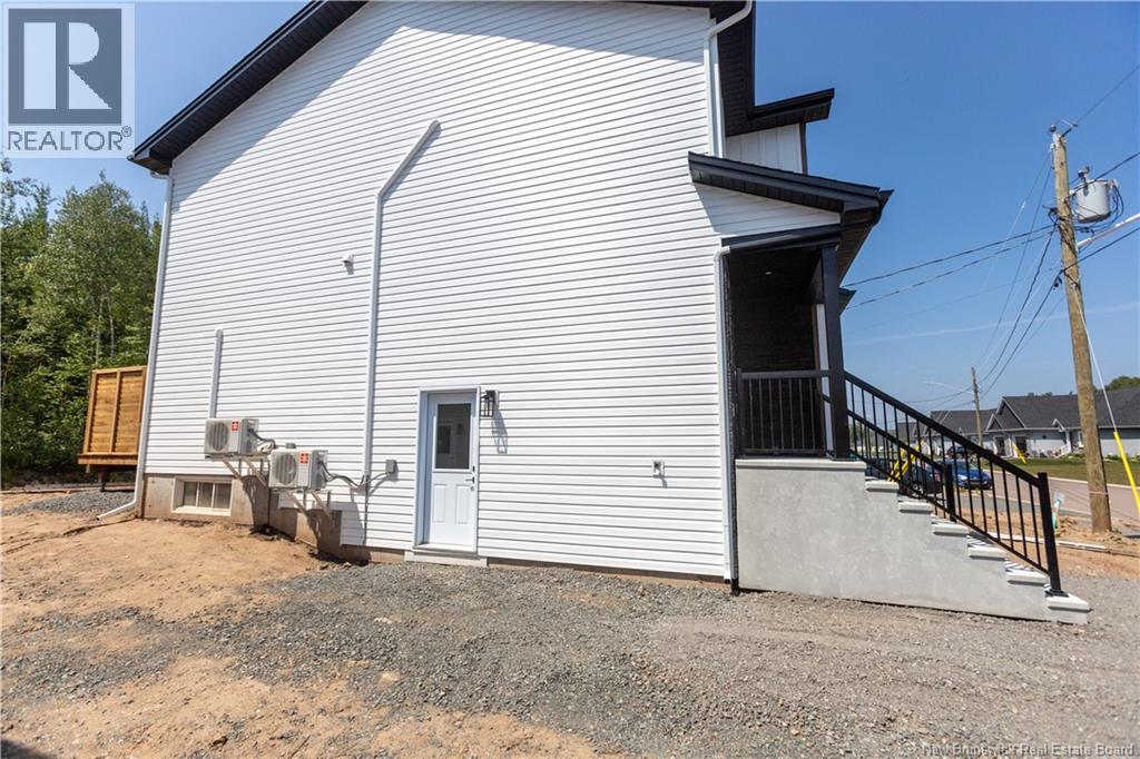 79 Rosenburg Street, Moncton, New Brunswick  E1G 6E9 - Photo 2 - NB121498
