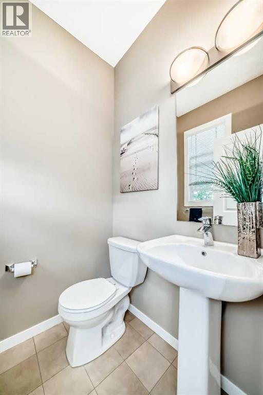 236 New Brighton Row Se, Calgary, Alberta  T2Z 1B9 - Photo 11 - A2251930