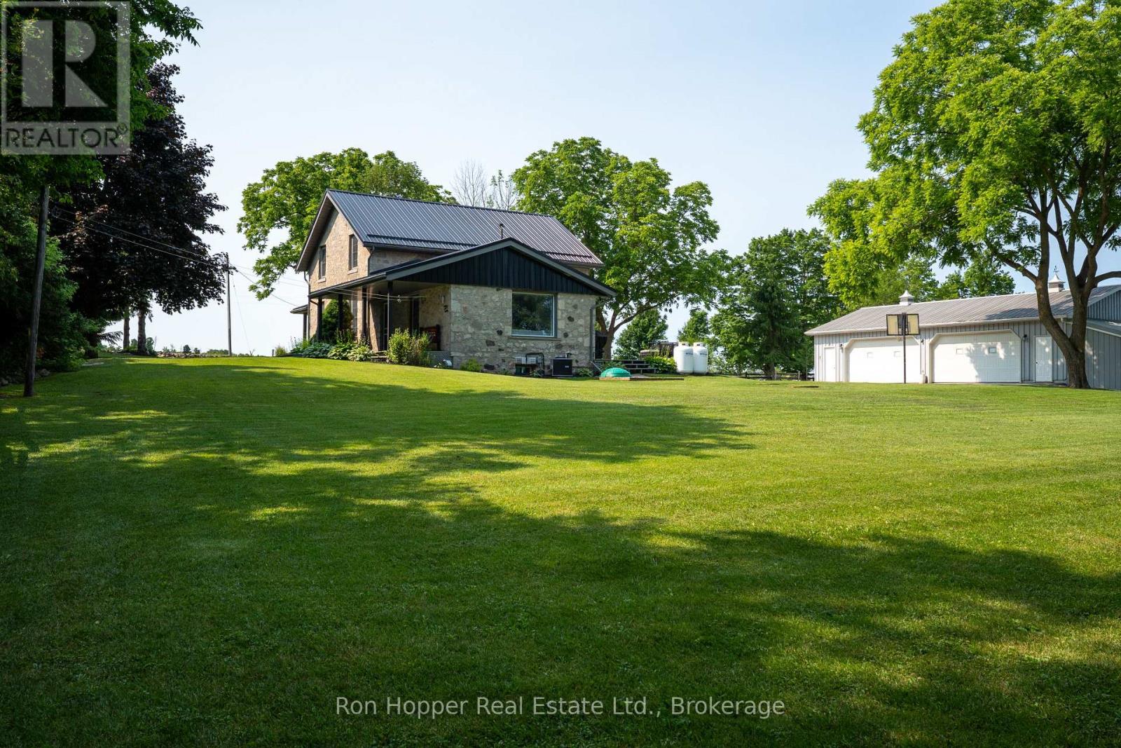 521145 12 Concession, West Grey, Ontario  N0G 1S0 - Photo 34 - X12301252