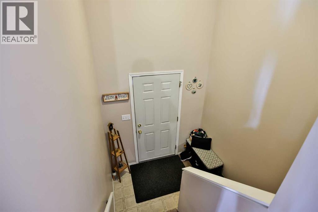 Property at 26, 720 Heritage Boulevard W image 5