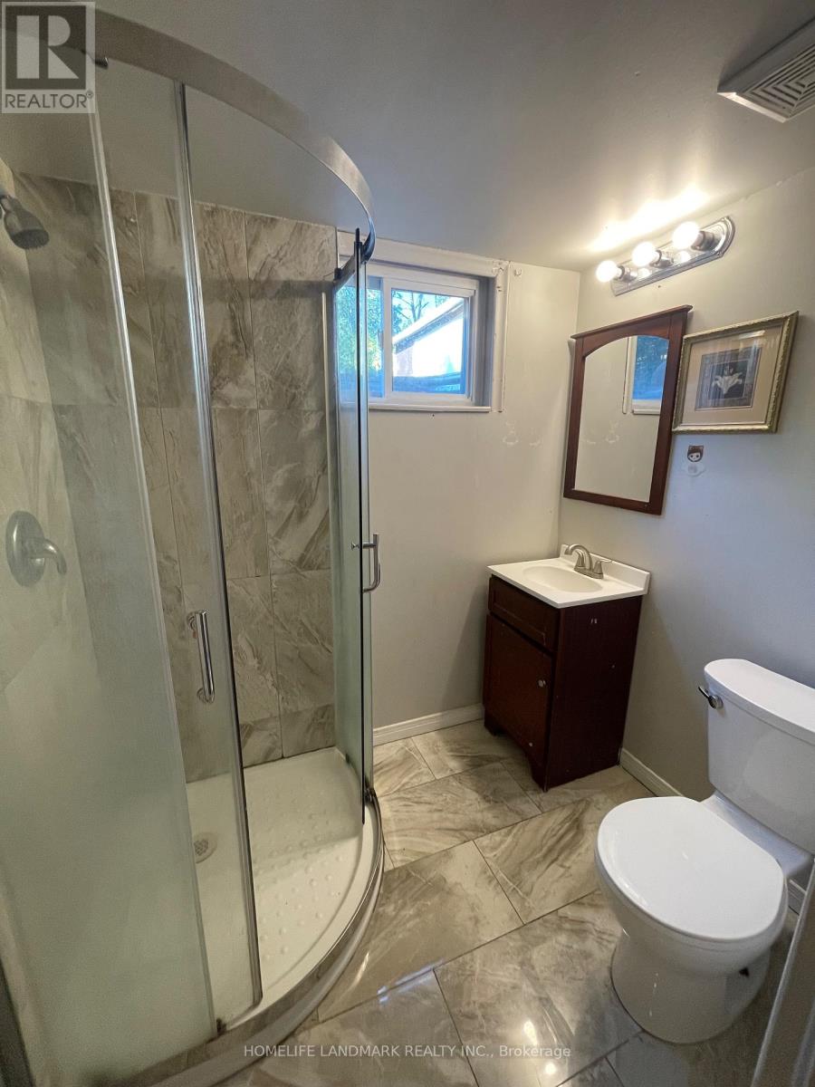 11 Byrne Boulevard, St. Catharines, Ontario  L2T 2H8 - Photo 17 - X12338464