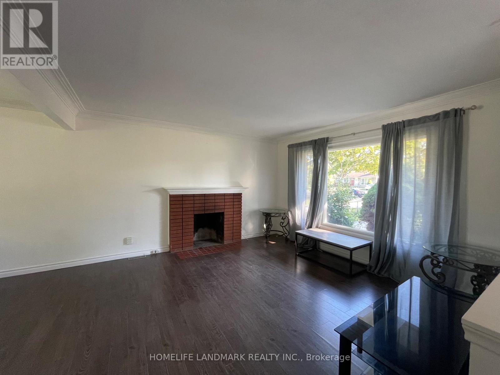 11 Byrne Boulevard, St. Catharines, Ontario  L2T 2H8 - Photo 4 - X12338464