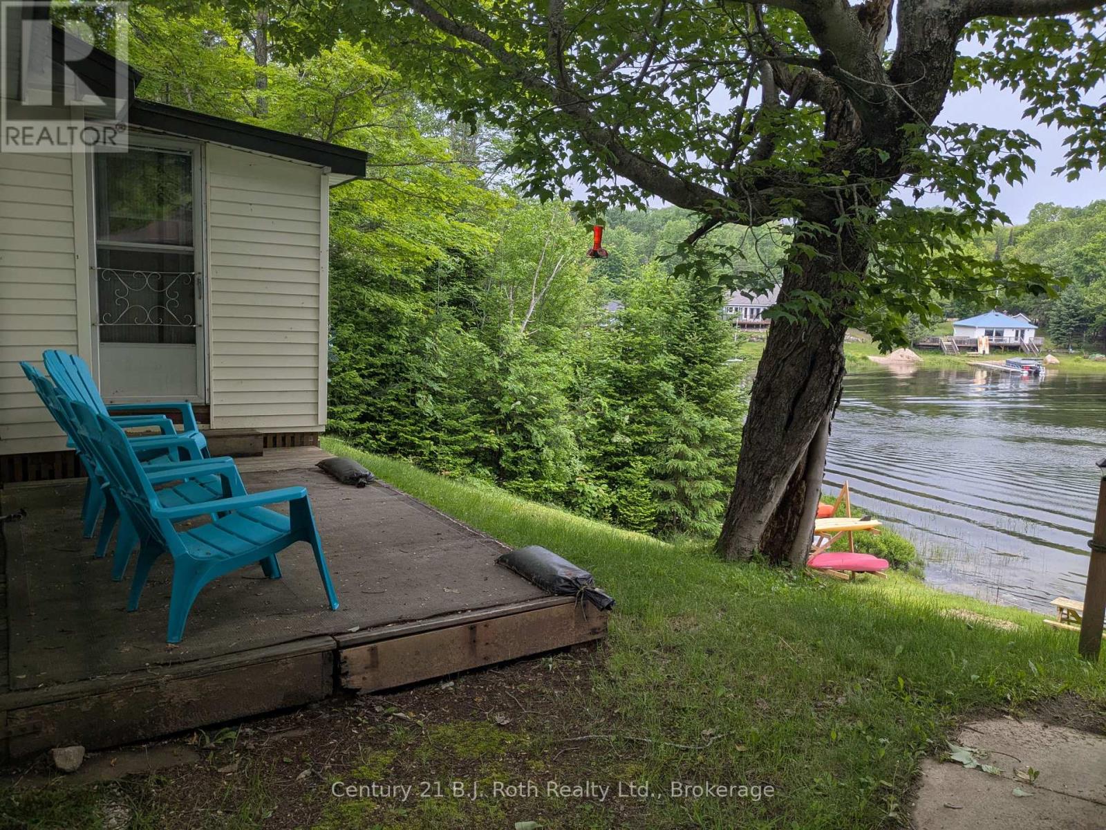 16 Machar Point, South River, Ontario  P0A 1X0 - Photo 4 - X12107091