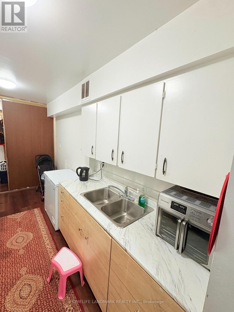 716 - 370 Dixon Road, Toronto, Ontario  M9R 1T2 - Photo 14 - W12402864