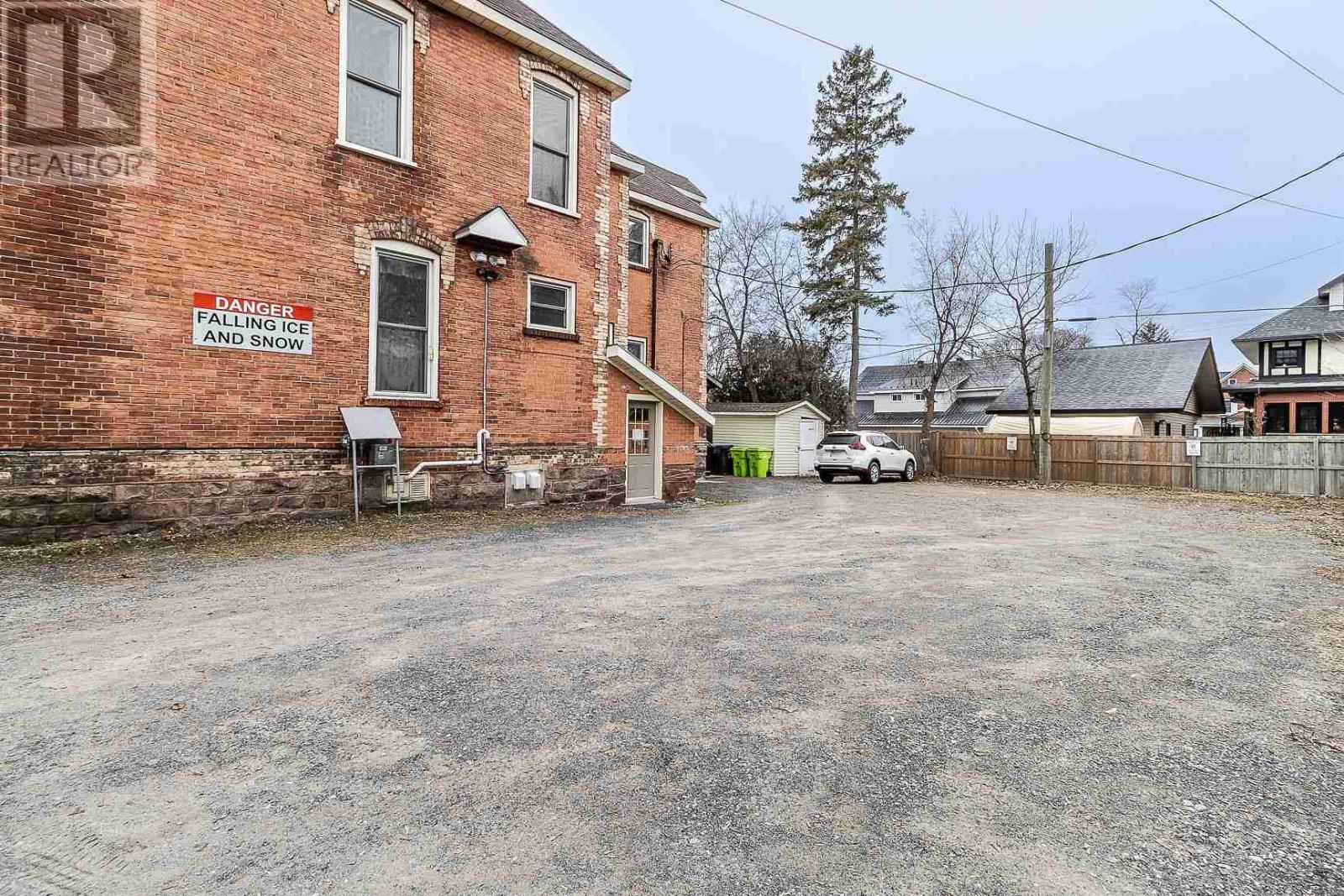 151 Woodward Ave, Sault Ste. Marie, Ontario  P6A 3T6 - Photo 10 - SM252620