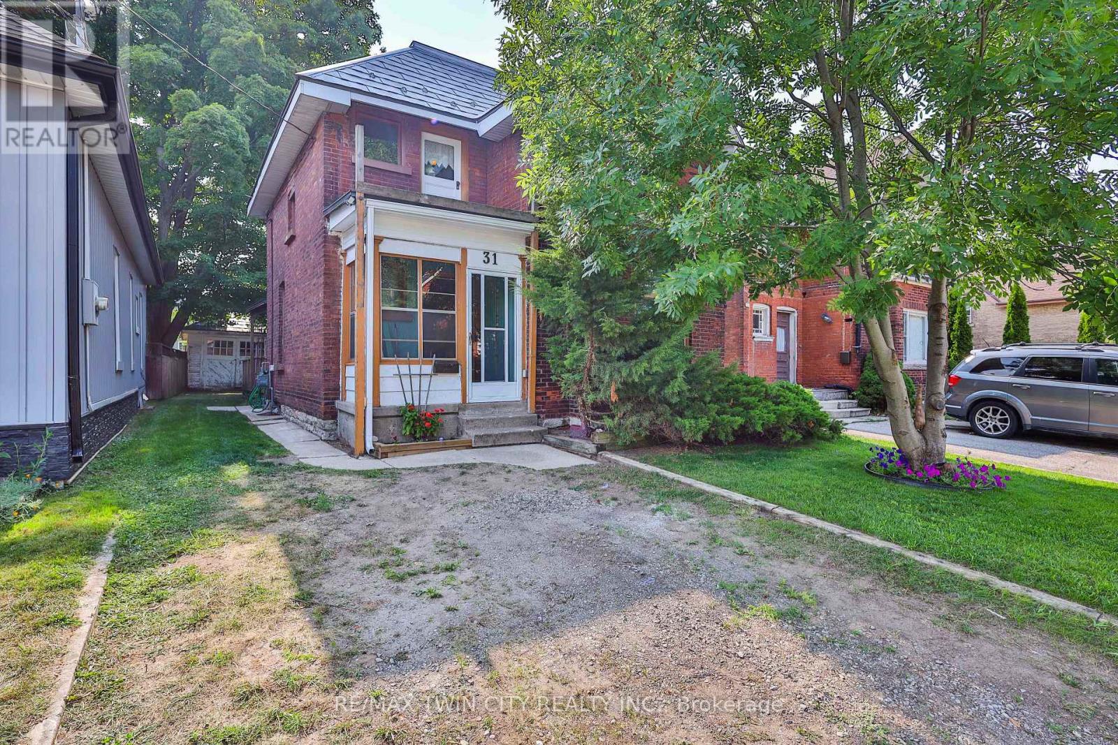 31 Fair Avenue, Brantford, Ontario  N3S 2M4 - Photo 1 - X12402882