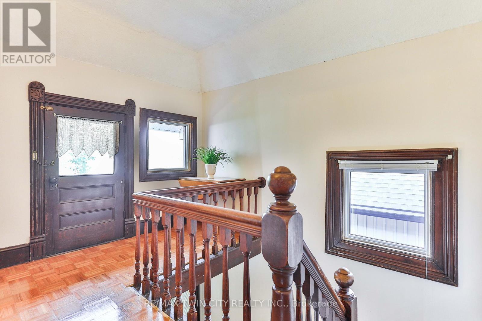 31 Fair Avenue, Brantford, Ontario  N3S 2M4 - Photo 15 - X12402882