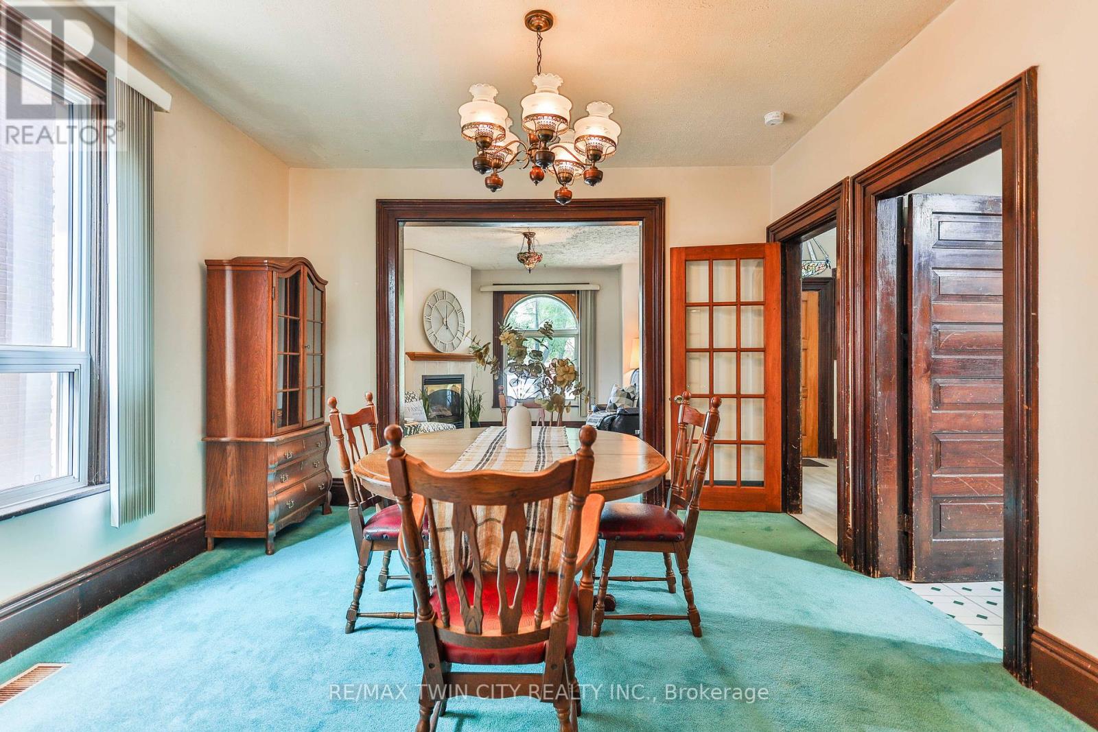 31 Fair Avenue, Brantford, Ontario  N3S 2M4 - Photo 8 - X12402882