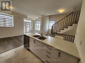 7 - 305 Garner Road W, Hamilton, Ontario  L9G 3K9 - Photo 7 - X12402889