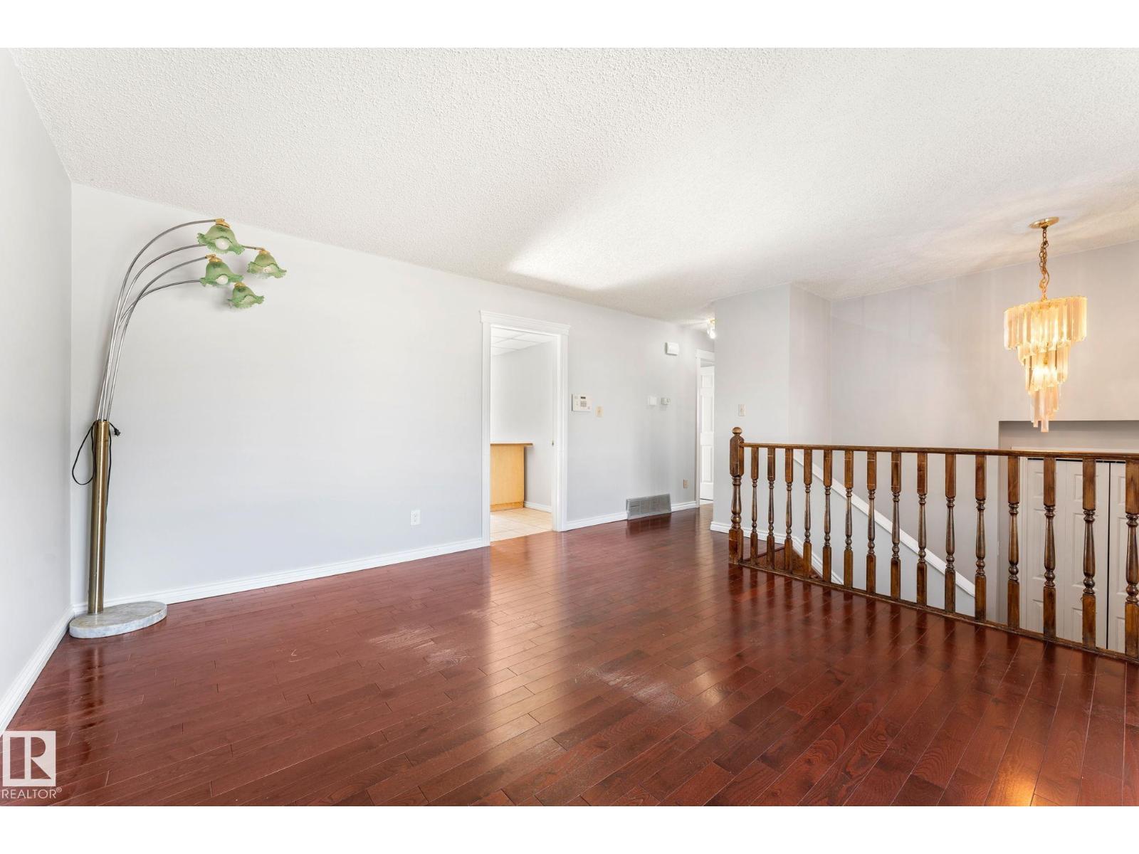 3227 145 Av Nw, Edmonton, Alberta  T5Y 2E9 - Photo 7 - E4457771