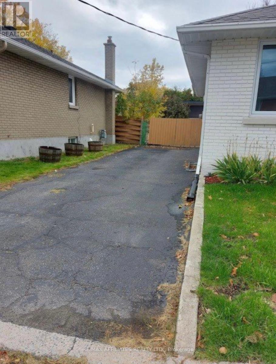 298 St Jacques Street, Ottawa, Ontario  K1L 5G5 - Photo 13 - X12402901