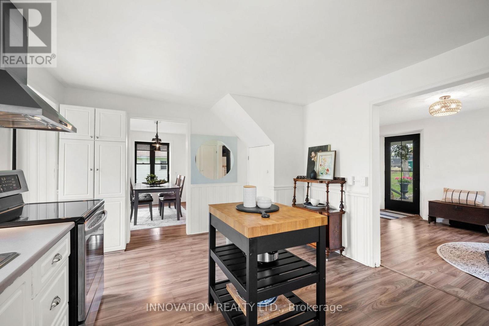 137 Hillier Street, Lanark Highlands, Ontario  K0G 1K0 - Photo 13 - X12402902