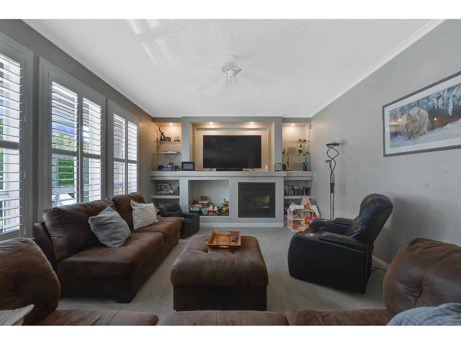 14676 73a Street, Surrey, British Columbia  V3S 9G4 - Photo 2 - R3039518