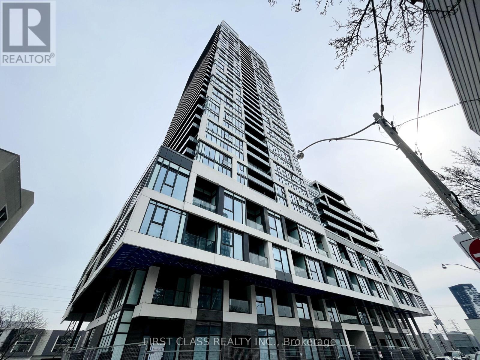 717 - 5 Defries Street, Toronto, Ontario  M5A 3R4 - Photo 1 - C12402906