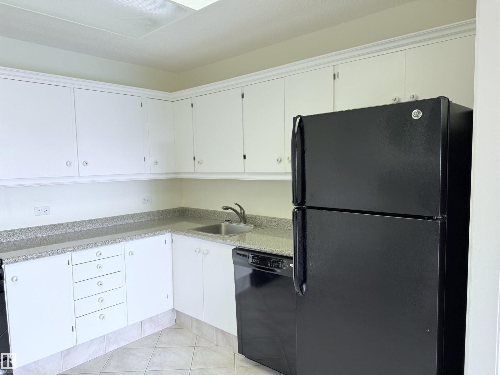 #604 11027 87 Av Nw, Edmonton, Alberta  T6G 2P9 - Photo 38 - E4454653