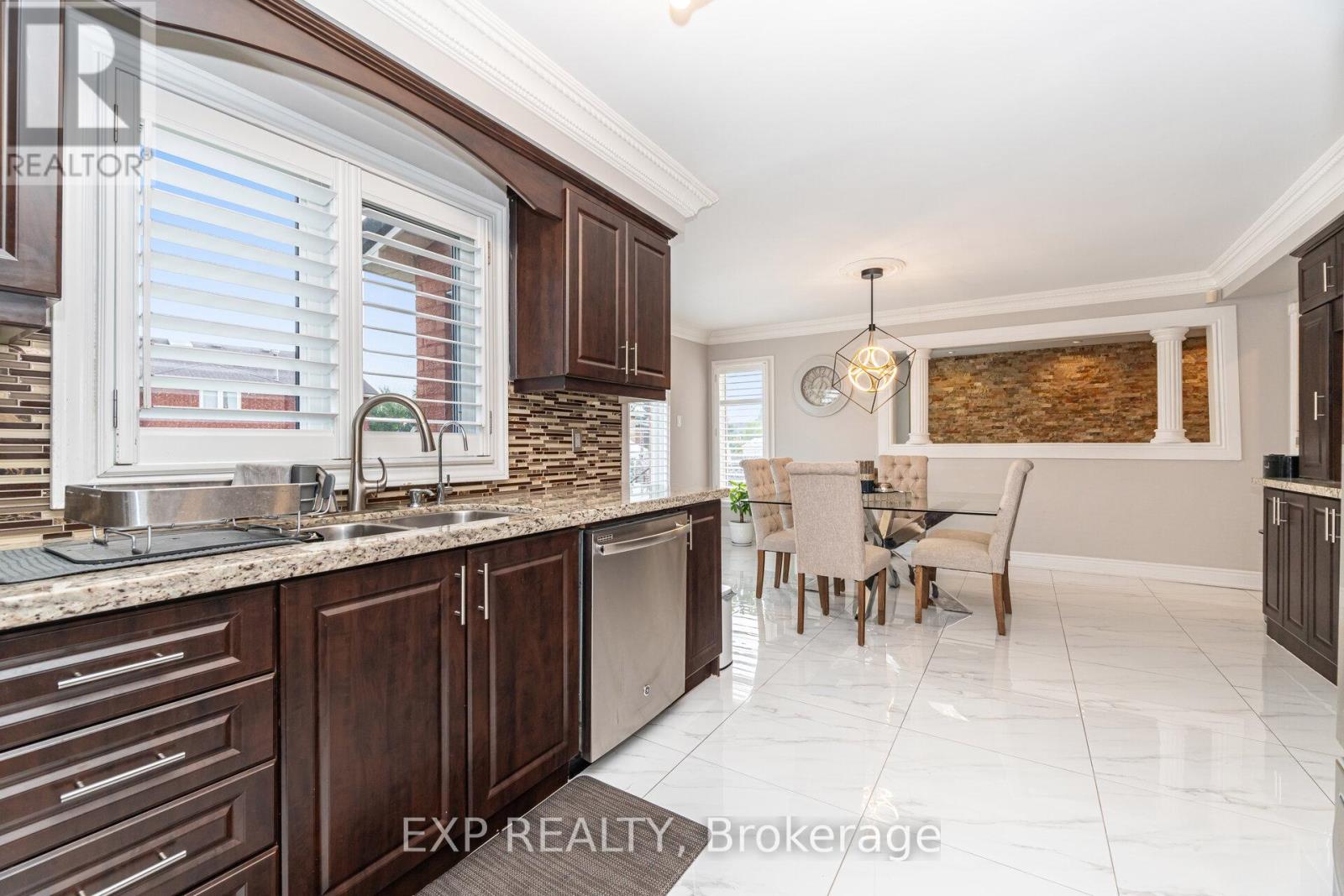 8350 Martin Grove Road, Vaughan (West Woodbridge), Ontario  L4L 6H1 - Photo 11 - N12402917