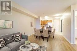 1726 - 3888 Duke Of York Boulevard, Mississauga, Ontario  L5B 4P5 - Photo 19 - W12402766