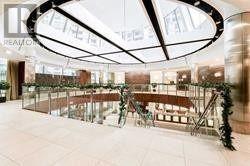 1726 - 3888 Duke Of York Boulevard, Mississauga, Ontario  L5B 4P5 - Photo 5 - W12402766