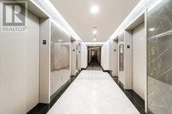 1726 - 3888 Duke Of York Boulevard, Mississauga, Ontario  L5B 4P5 - Photo 6 - W12402766