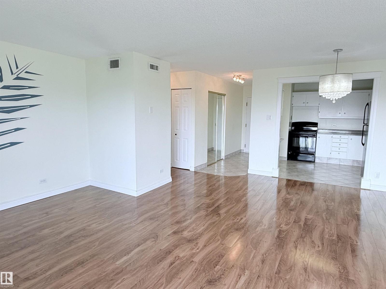 #604 11027 87 Av Nw, Edmonton, Alberta  T6G 2P9 - Photo 8 - E4454653
