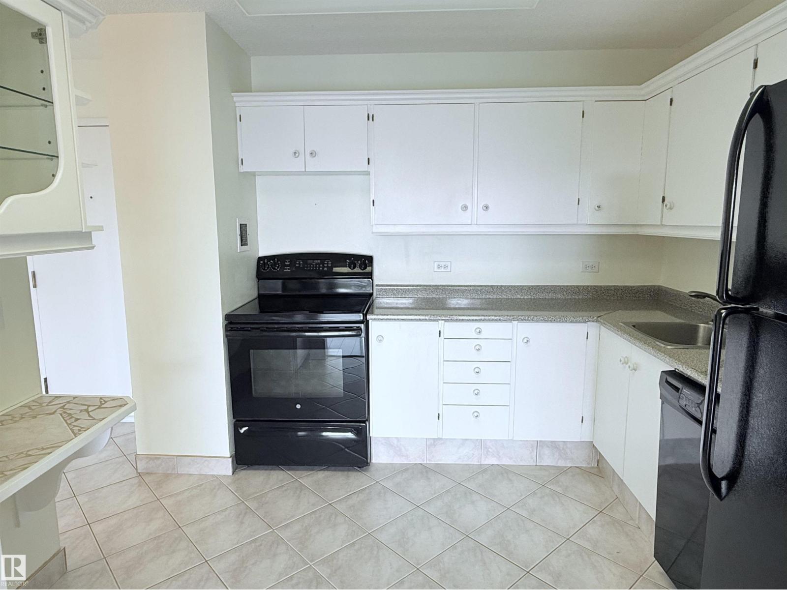 #604 11027 87 Av Nw, Edmonton, Alberta  T6G 2P9 - Photo 14 - E4454653