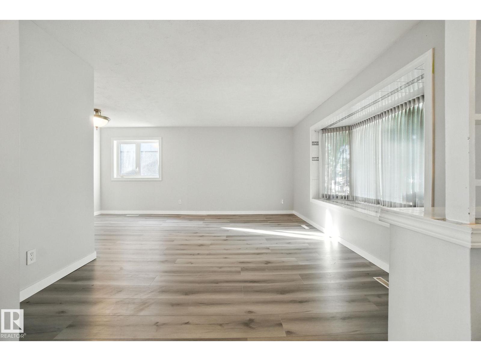 15711 89 Av Nw, Edmonton, Alberta  T5R 4R4 - Photo 9 - E4457370