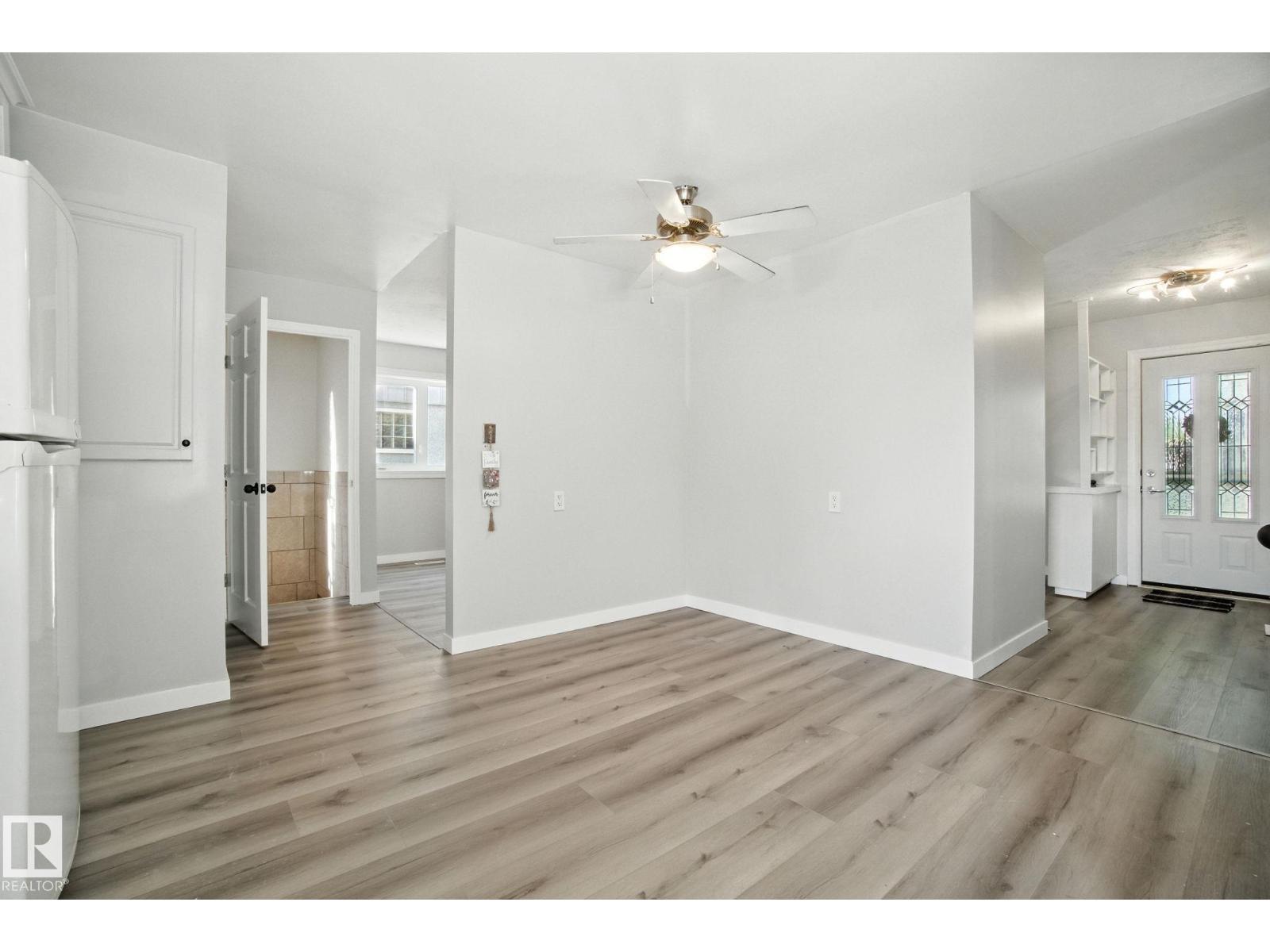15711 89 Av Nw, Edmonton, Alberta  T5R 4R4 - Photo 23 - E4457370