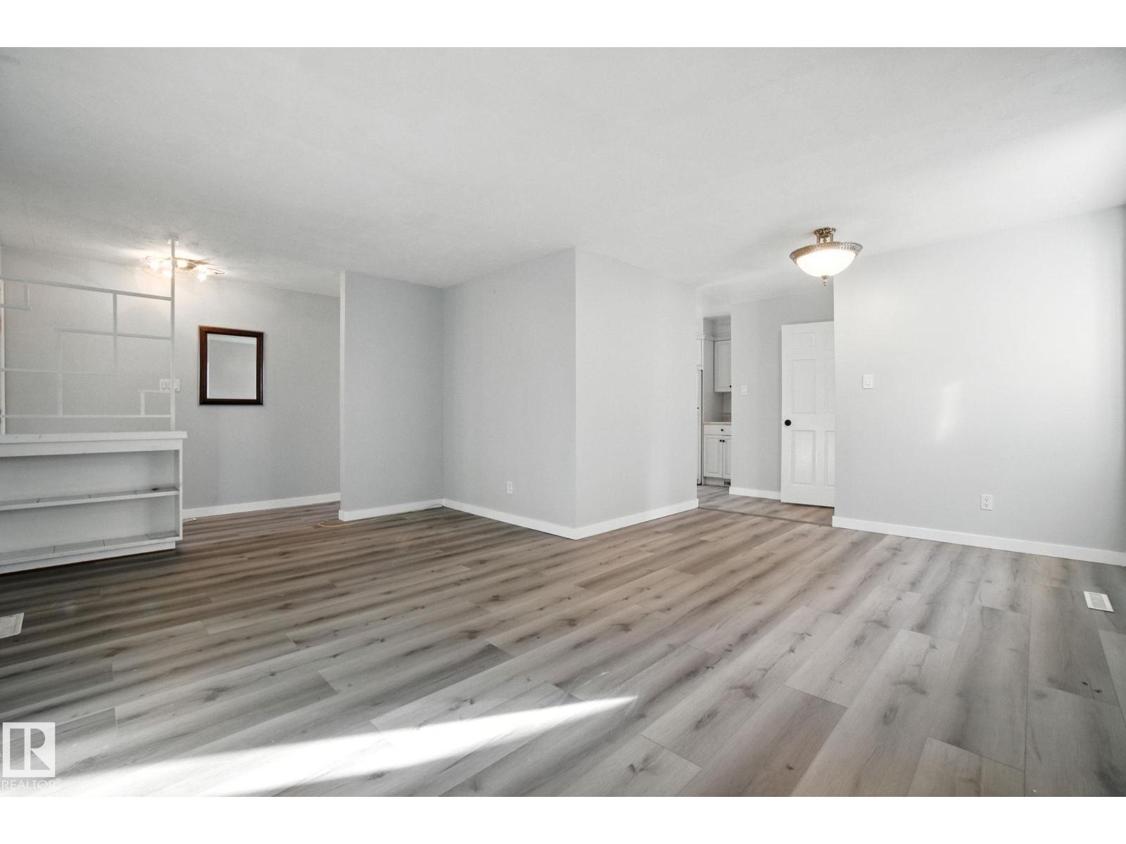 15711 89 Av Nw, Edmonton, Alberta  T5R 4R4 - Photo 14 - E4457370