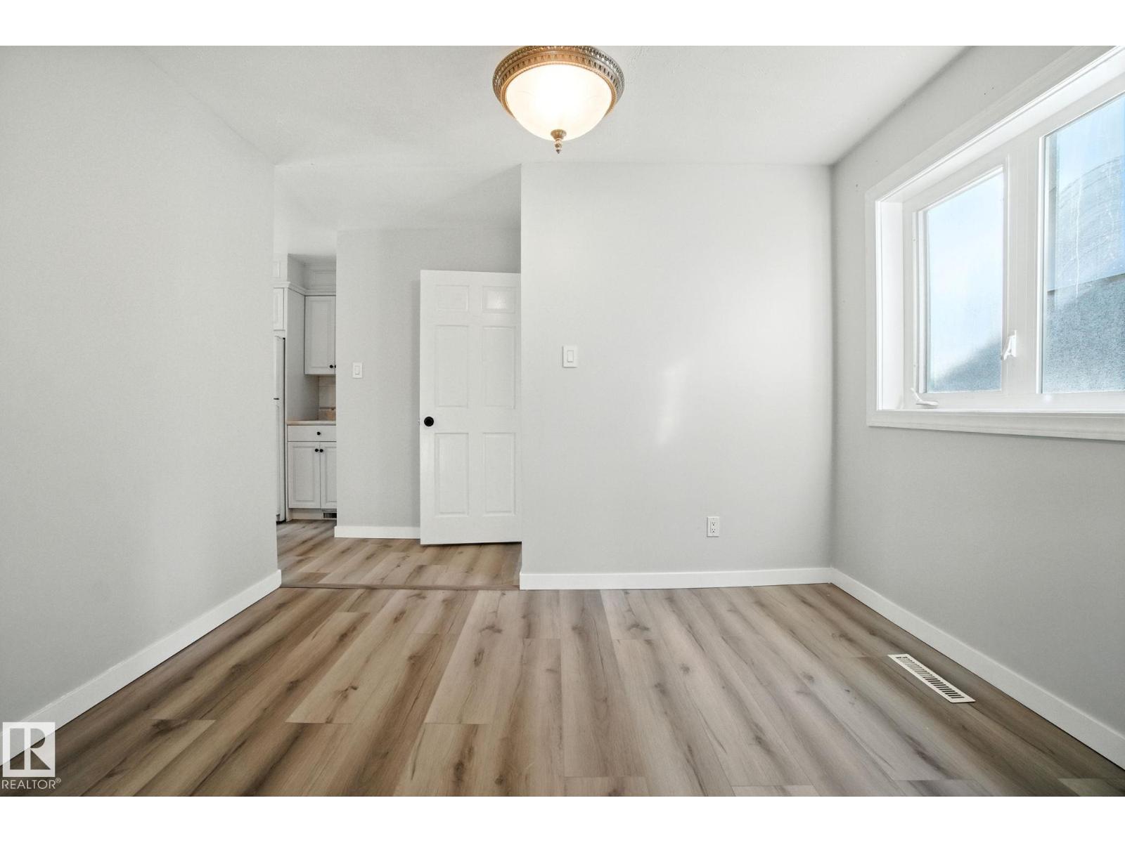 15711 89 Av Nw, Edmonton, Alberta  T5R 4R4 - Photo 16 - E4457370
