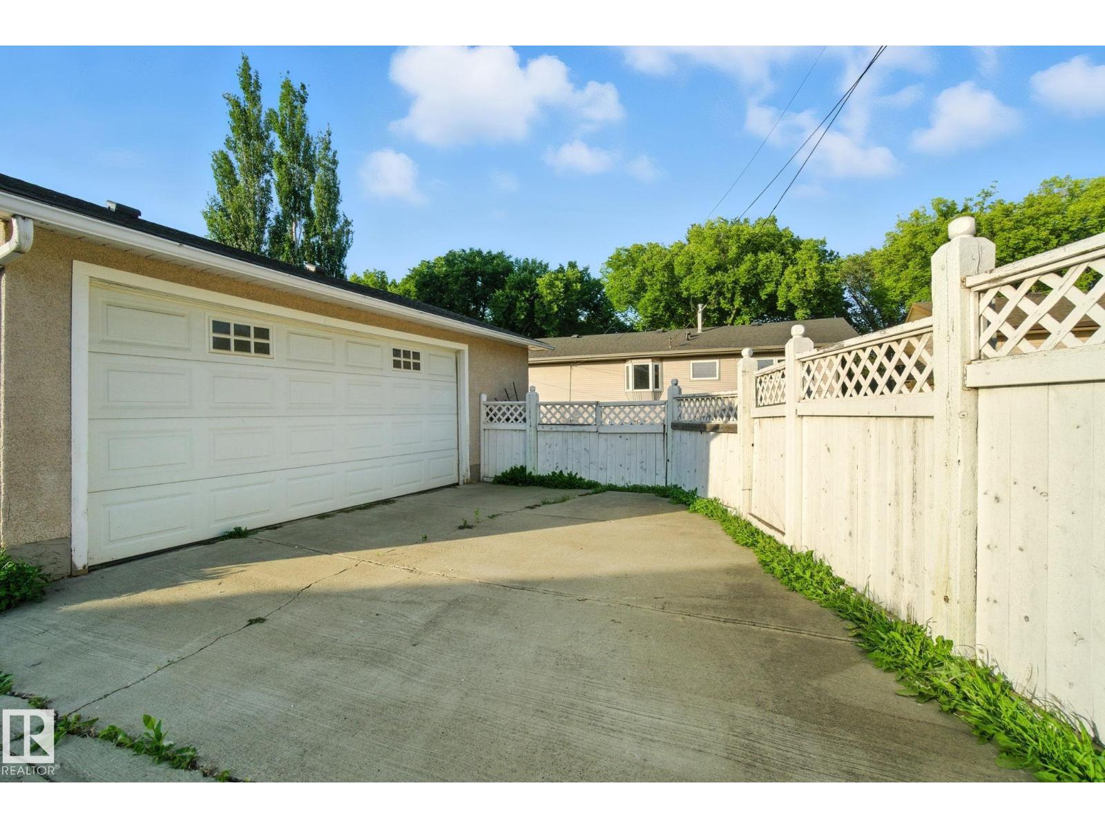 15711 89 Av Nw, Edmonton, Alberta  T5R 4R4 - Photo 70 - E4457370