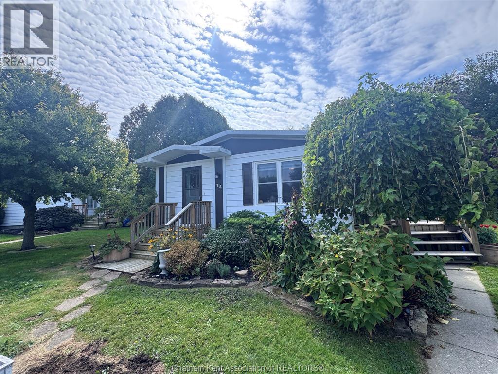 18 James Court, Chatham, Ontario  N7L 4Y8 - Photo 3 - 25023315