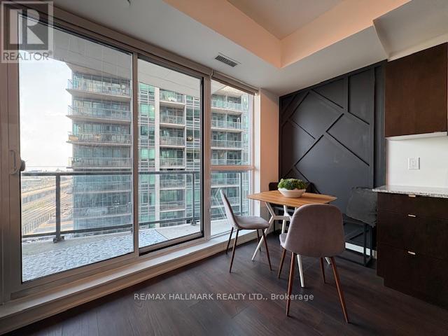 1215 - 51 East Liberty Street, Toronto, Ontario  M6K 3P8 - Photo 15 - C12402944