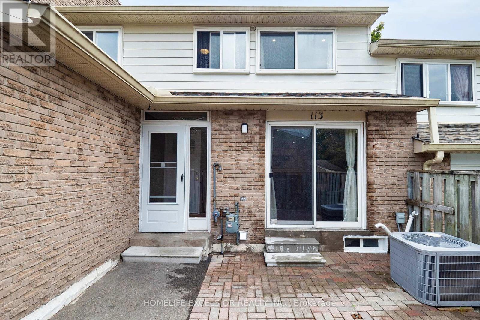 113 Rock Fern Way, Toronto, Ontario  M2J 4N3 - Photo 2 - C12402950